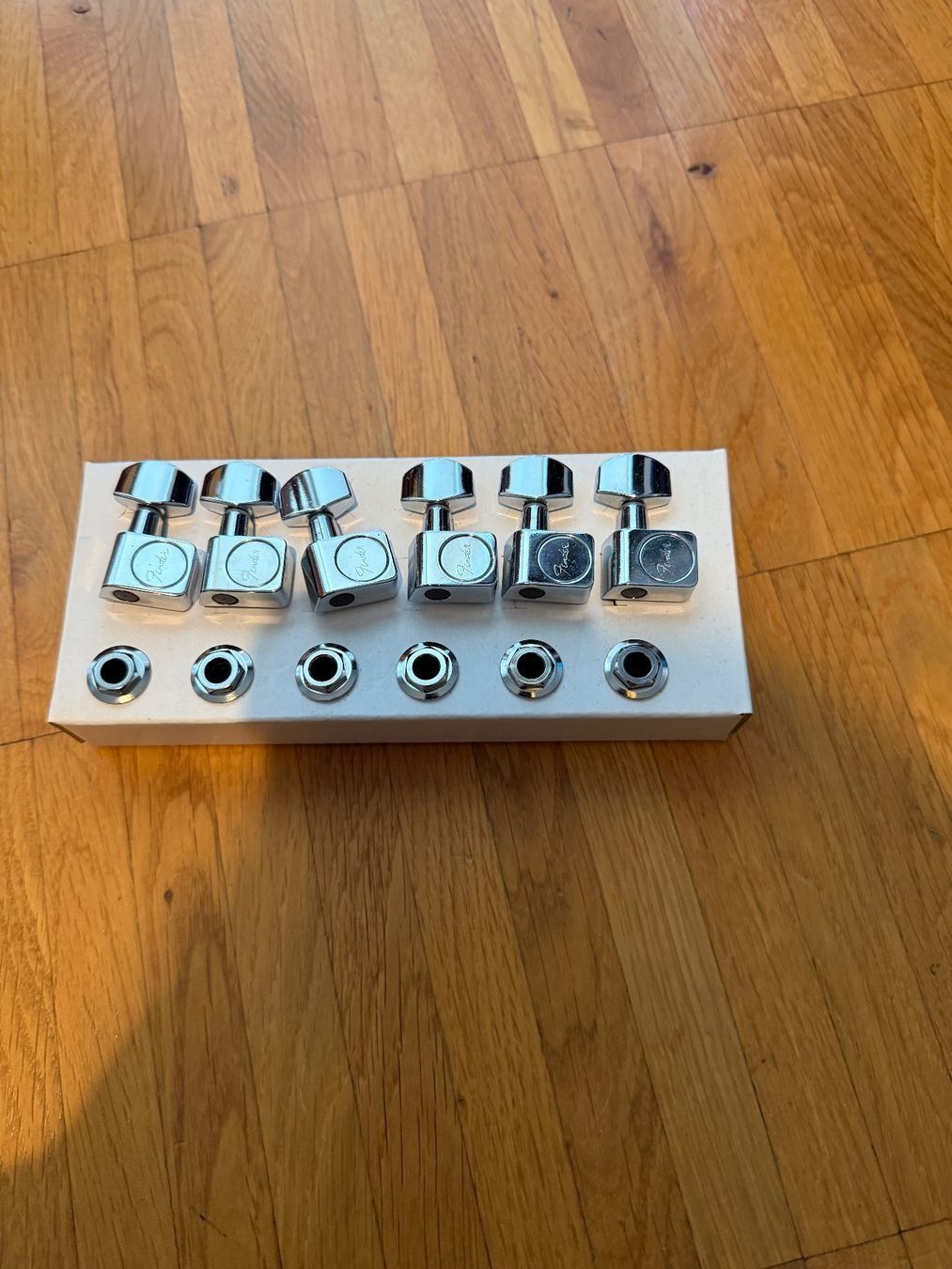 Fender Strumenti musicali: Fender Player Stratocaster + locking tuners Fender + gigbag – Usato da Sierre venduto da Bishamon1 7