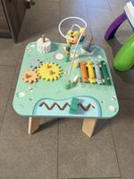 Motoriktisch aus Holz mit Spielmodulen