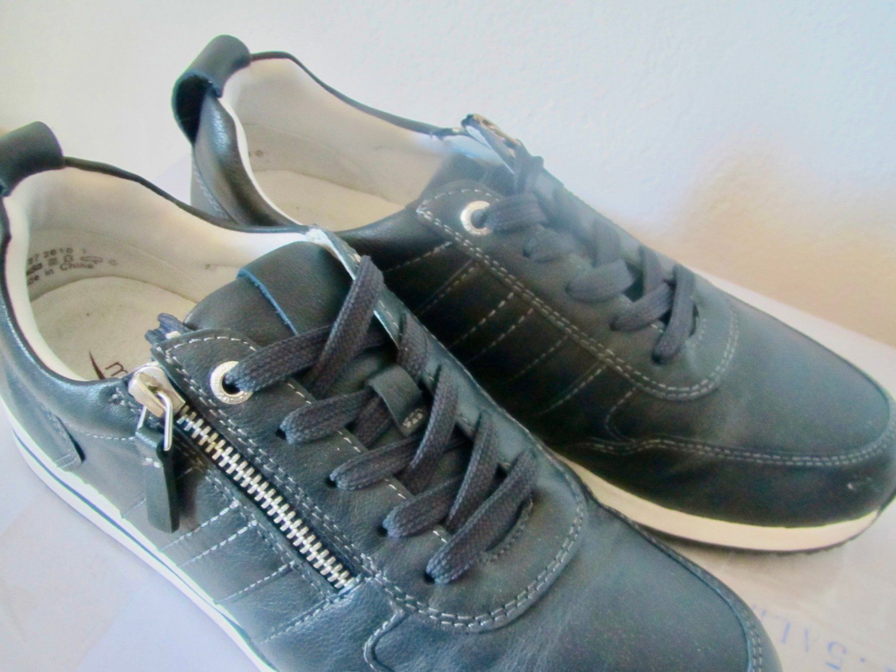 Scarpe da donna: SNEAKER MEDICUS . 37,5  N ' 34 – Usato da Murten venduto da Selliot 1