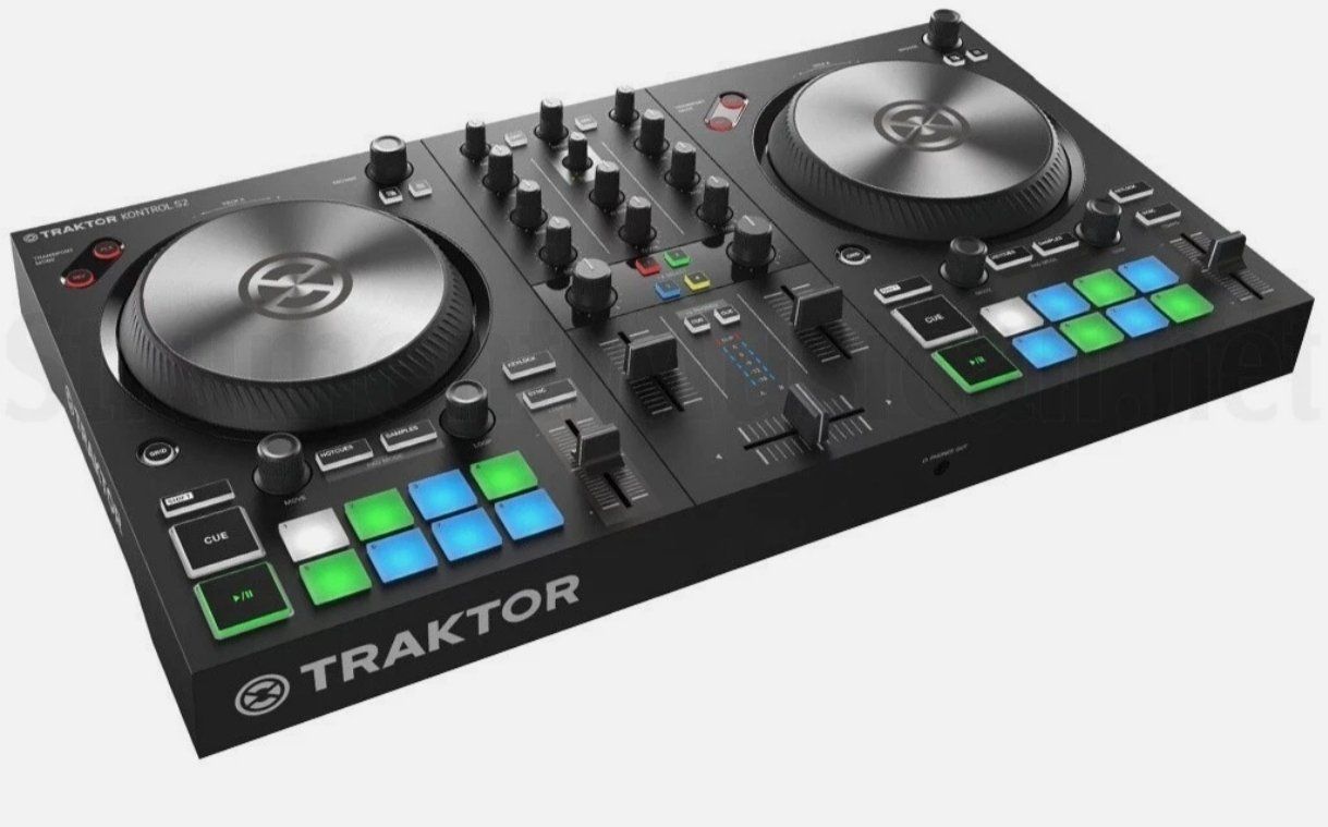Native Instruments Console di mixaggio: Native Instruments Traktor S2 MKIII – Nuovo (secondo la descrizione) da Wetzikon ZH venduto da ale_r82d 1