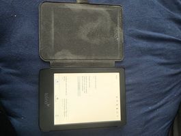 Tolino Shine 4 E-Reader inkl schöner Schutzhülle Top Zustand