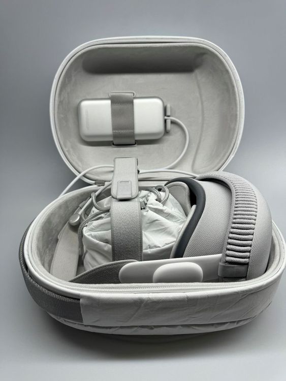 Apple VR Brille: Preisvorschlag! Apple Vision Pro 512GB+ TravelCase +GARANTIE – Gebraucht aus Neerach von mur_dwg9