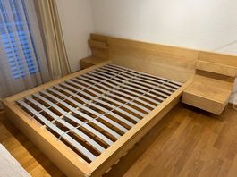 IKEA Malm Bett 180 x 200 inkl. 2 Nachttischen