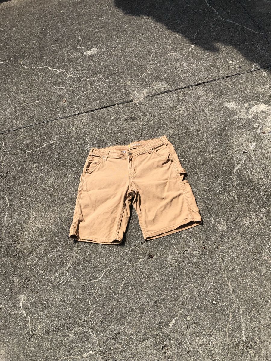 Carhartt Hosen: Carhartt Shorts – Gebraucht aus Fribourg von ann_l9b7
