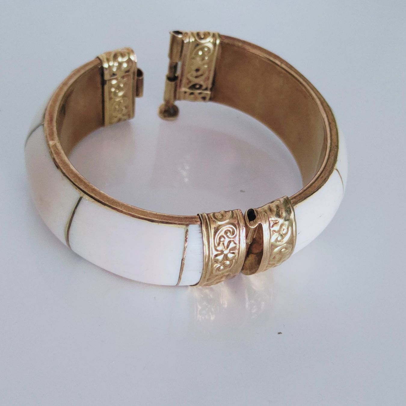 Bracciali & Braccialetti: Antikes Knochenarmband und Messing – Usato da Birr venduto da sen_8djr