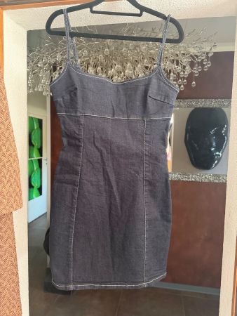 Bershka Jeans Kleid, mini, dunkelblau, Gr. M, neuwertig
