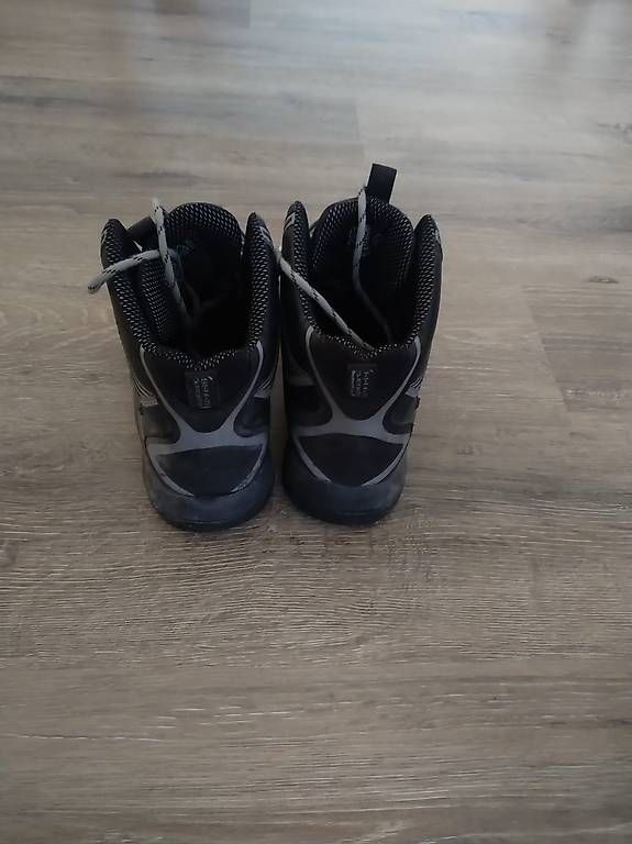 Scarpe da uomo: Arbeitsschuhe Grösse 44 – Usato da Susten venduto da Pingu6991 1
