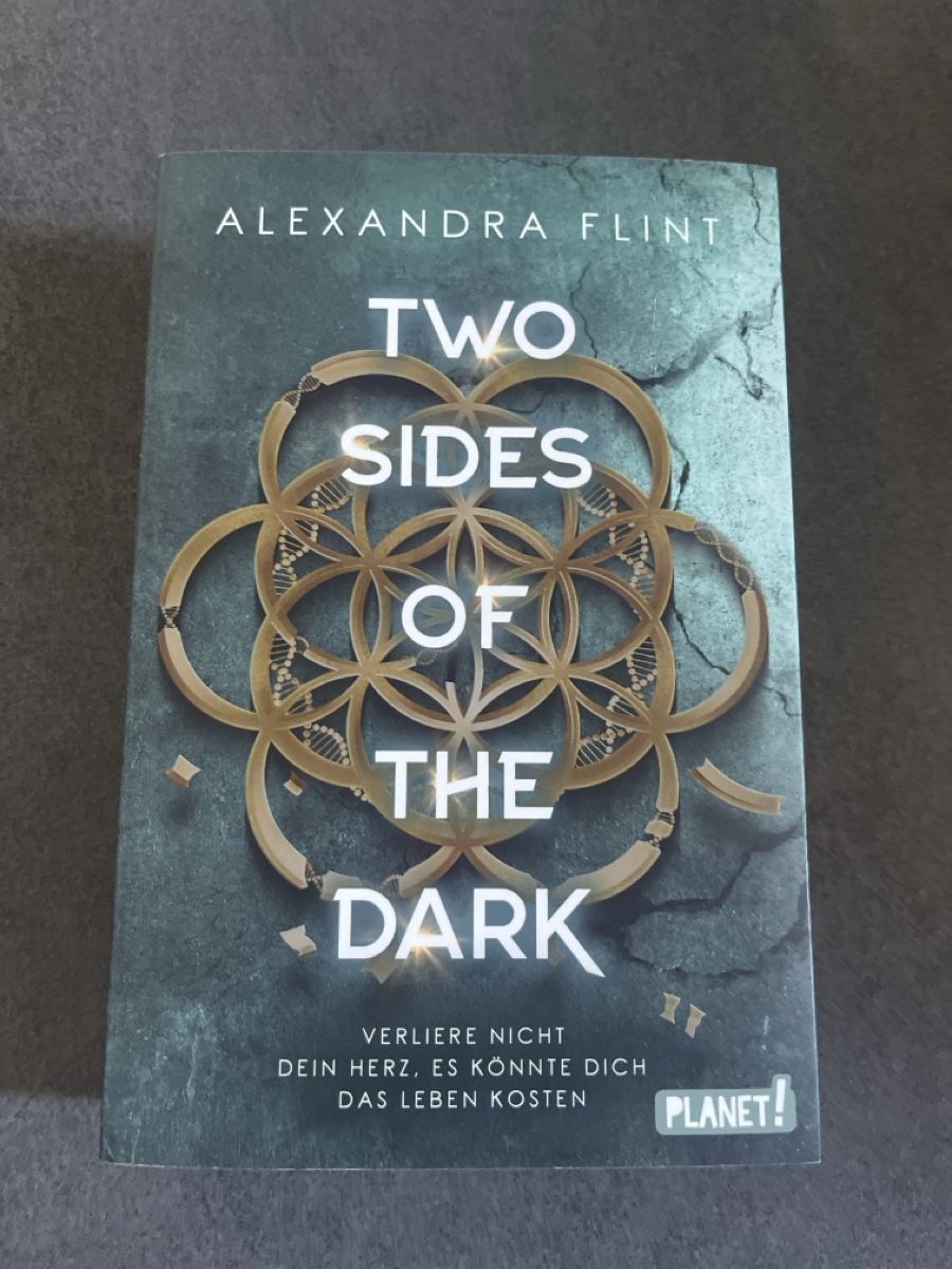 Livres: Two sides of the Dark – D'occasion à Tägerig par leo_j7br