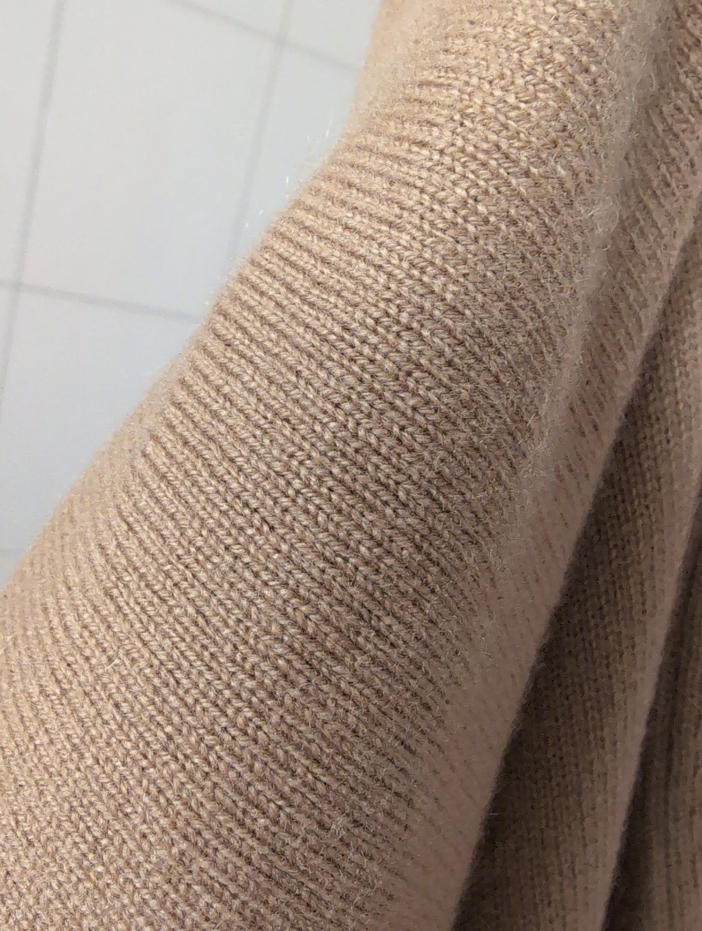 Maglioni & Felpe: Joseph, 100% Kaschmirpullover, Neuwertig, Camel,M – Nuovo (secondo la descrizione) da Zürich venduto da rom_zh 5