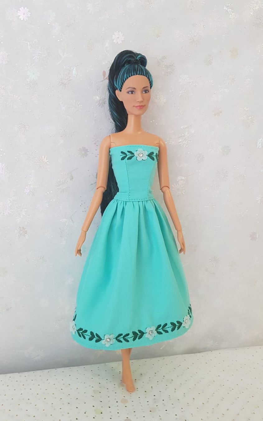 Bambole: Barbie Kleid – Nuovo (secondo la descrizione) da Lachen SZ venduto da Sakura4hime 2