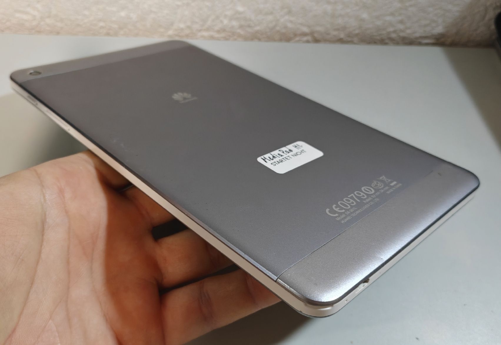 Huawei Tablettes PC: Huawei MediaPad M1 – Défectueux à Ehrendingen par Rocky985 2