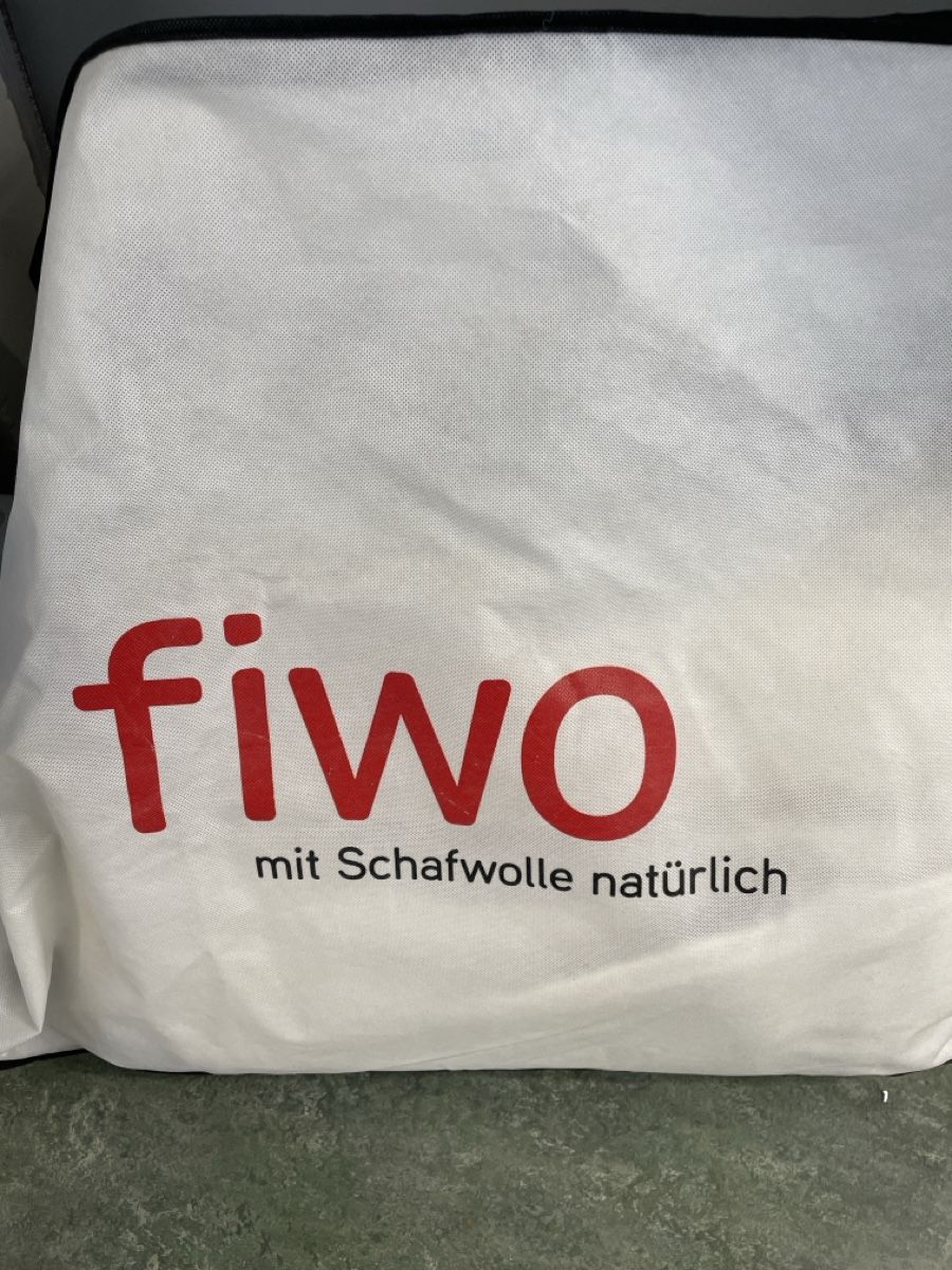 Decken: Fiwo Schafwolle Duvet – Gebraucht aus Bischofszell von belanna