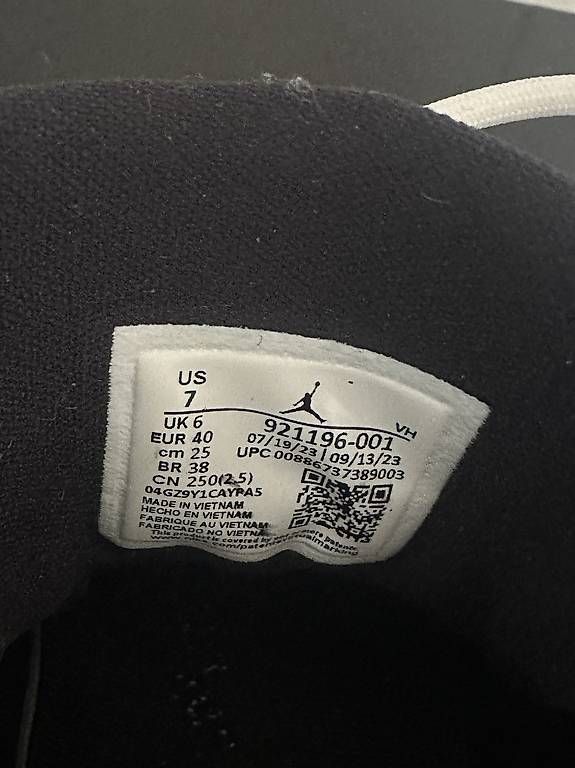 Jordan Scarpe da uomo: Jordan Max Aura in Schwarz/Weiß – Usato da Aarau venduto da S.Herzog 3