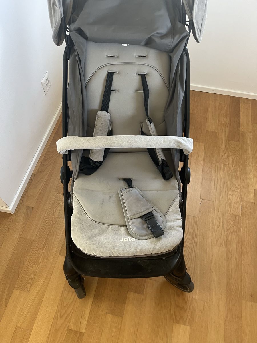 Joie Kinderwagen: Joie Kinderwagen Reisebuggy grau  – Gebraucht aus Zürich von Danyelsky 2