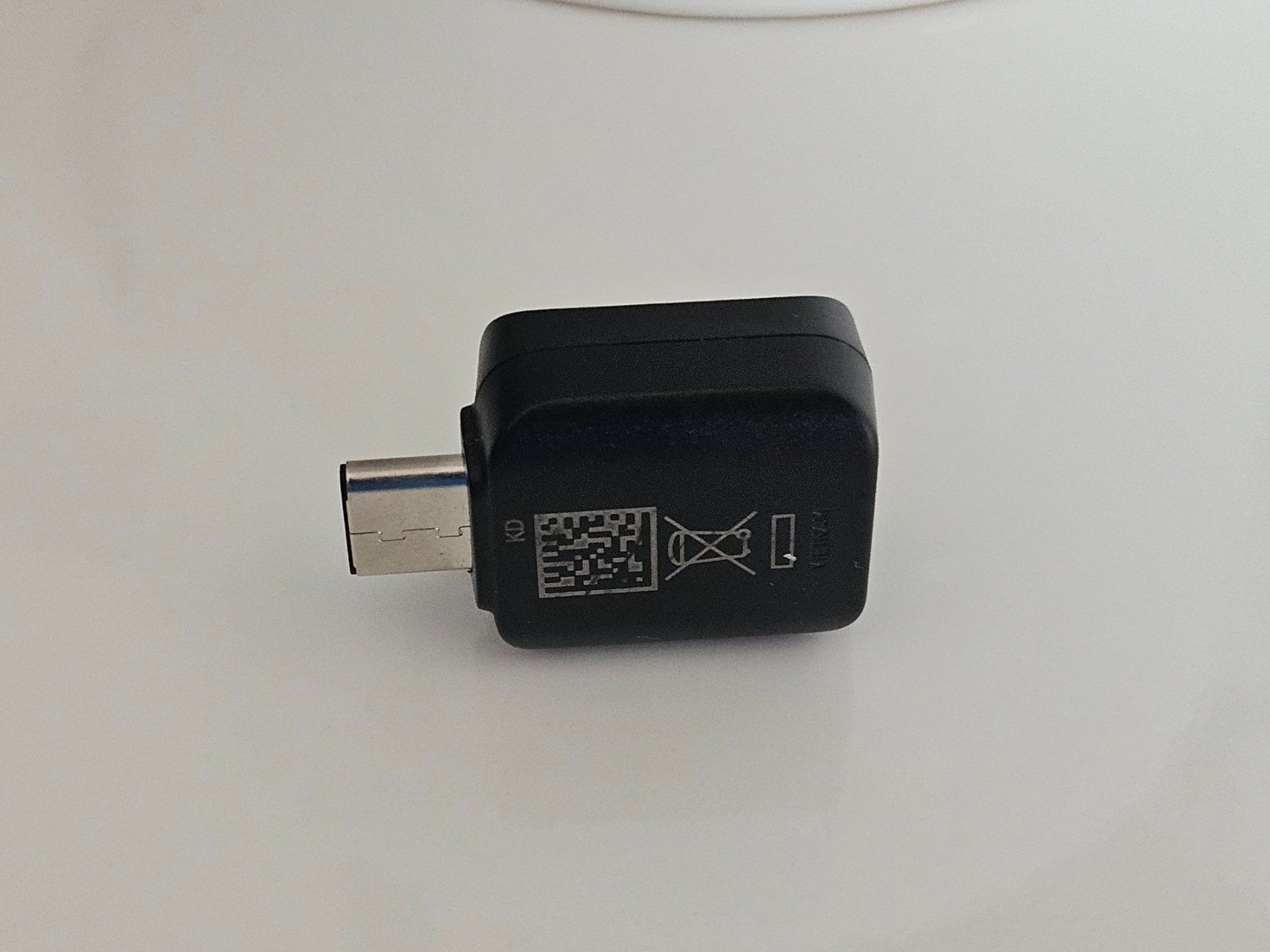 Samsung Unità & Adattatore: Samsung Adapter USB auf USB c Neuwertig – Nuovo (secondo la descrizione) da Chur venduto da Einszweidreiviermein 4
