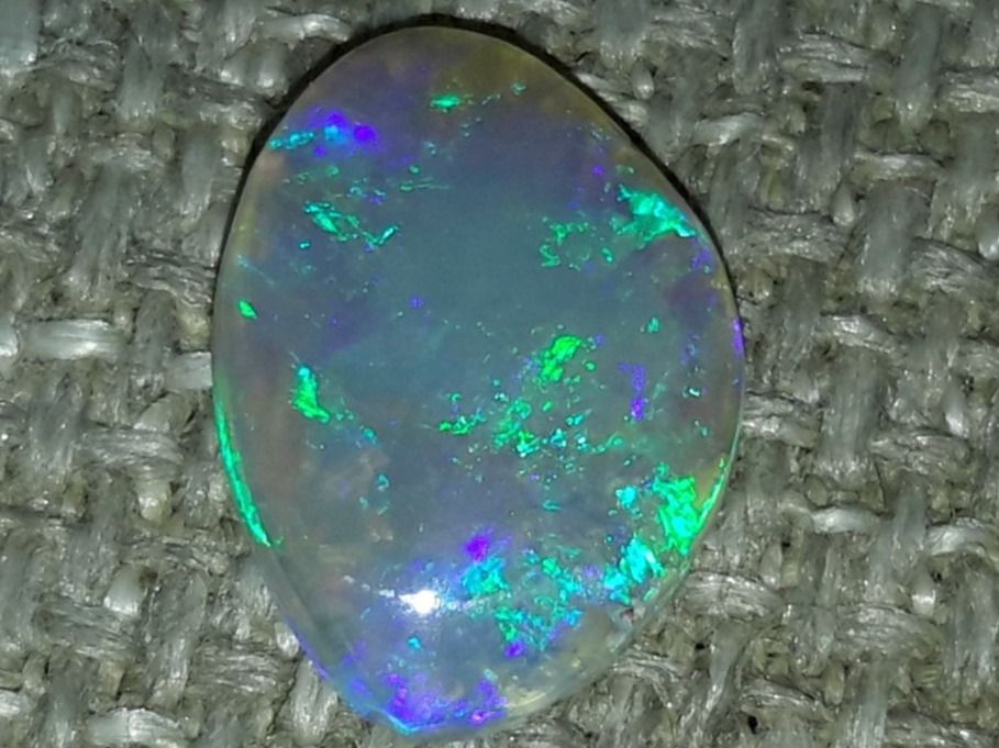 Pietre preziose: Australischer Flashfire Kristall Opal 1.36ct – Nuovo e nell'imballaggio originale da Uerkheim venduto da Winwinner 2