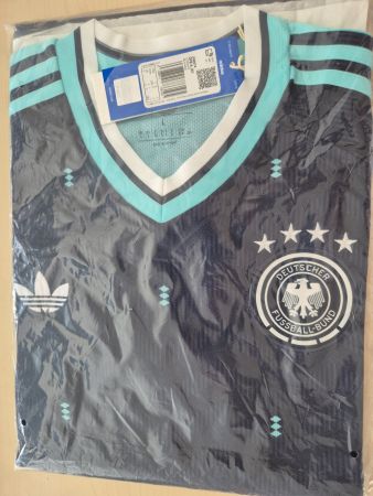 Adidas DFB Trikot Auswärts blau Grösse L neu mit Etikett