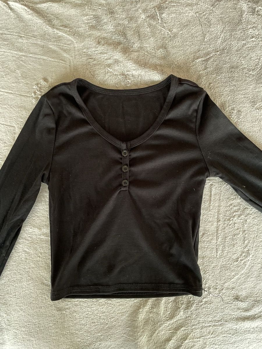 Pullover & Sweatshirts: Schwarzes Langarmshirt, Gr. XS – Gebraucht aus Stein AG von t050525