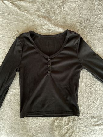 Schwarzes Langarmshirt, Gr. XS