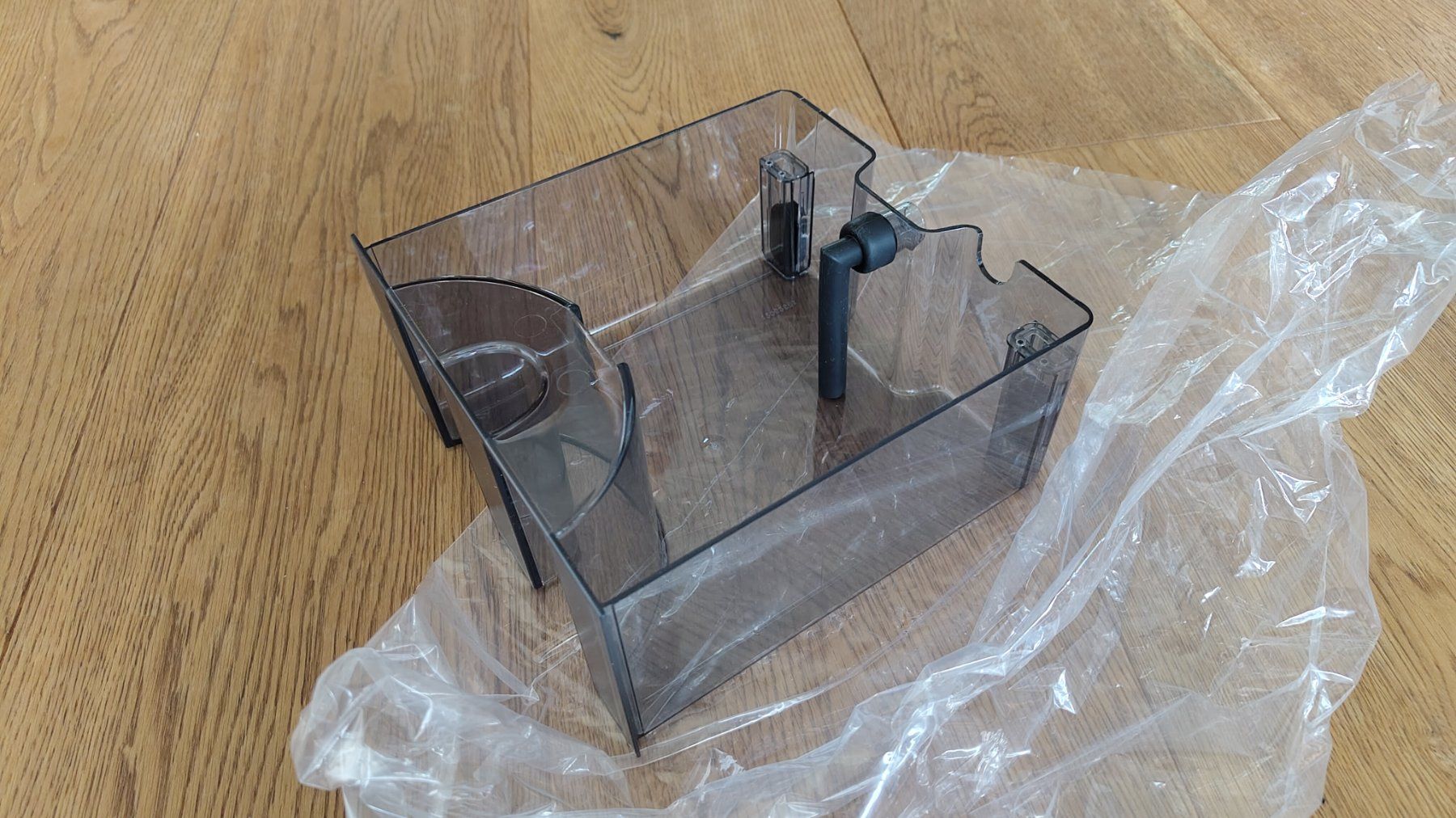 Miele Appareils de cuisine: Wassertank für Miele Dampfgarer – Neuf (Voir description) à Niederurnen par mav_8b5w 1