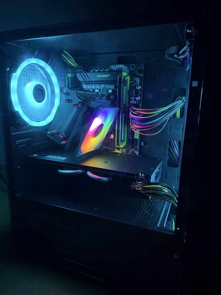 PC: Gaming PC mit RGB Beleuchtung – Difettoso da Oberägeri venduto da F-Studio 1
