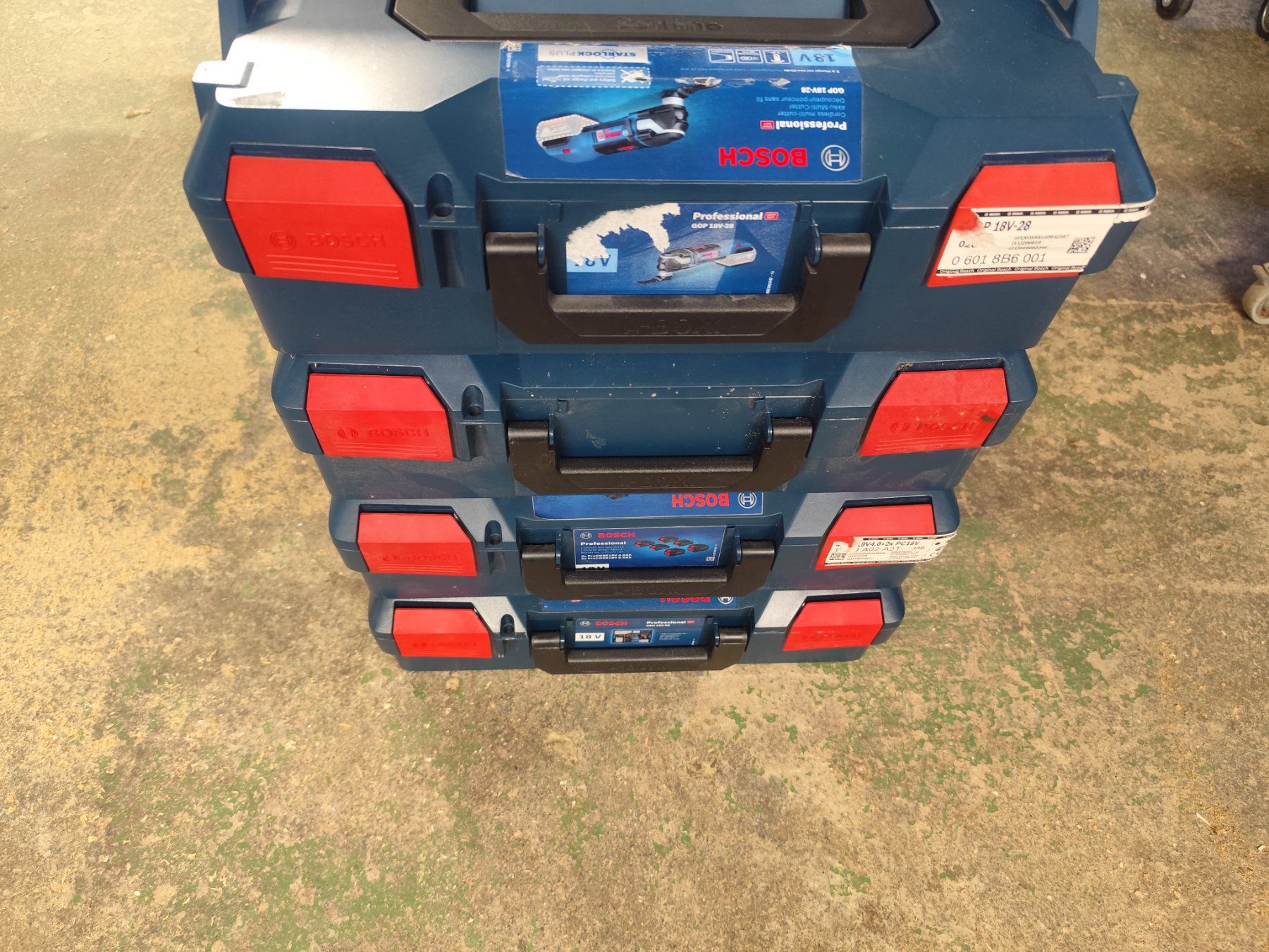 Bosch Tous les outils: 4 Bosch Professional L-BOXX Koffer – D'occasion à Hellbühl par 30R_R30