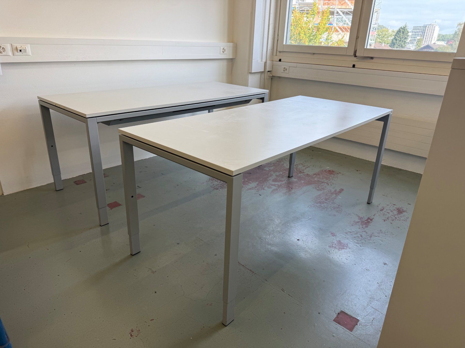 Lista Scrivanie: Lista Denz 1 Schreibtisch – Usato da Lenzburg venduto da Buerokonz