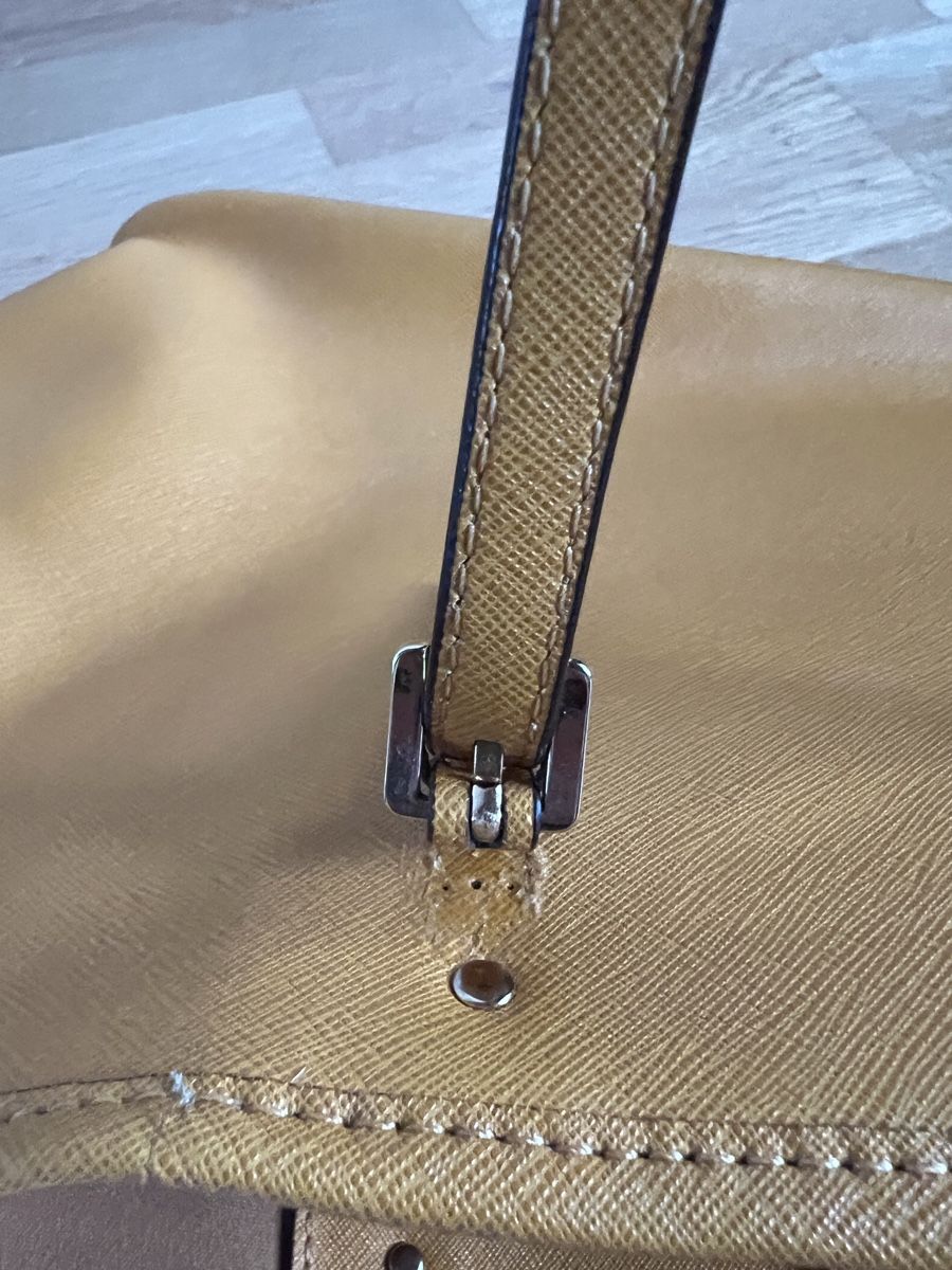 Borse da donna: Michael Kors Shopper gelb – Usato da Uster venduto da Shanti1 5