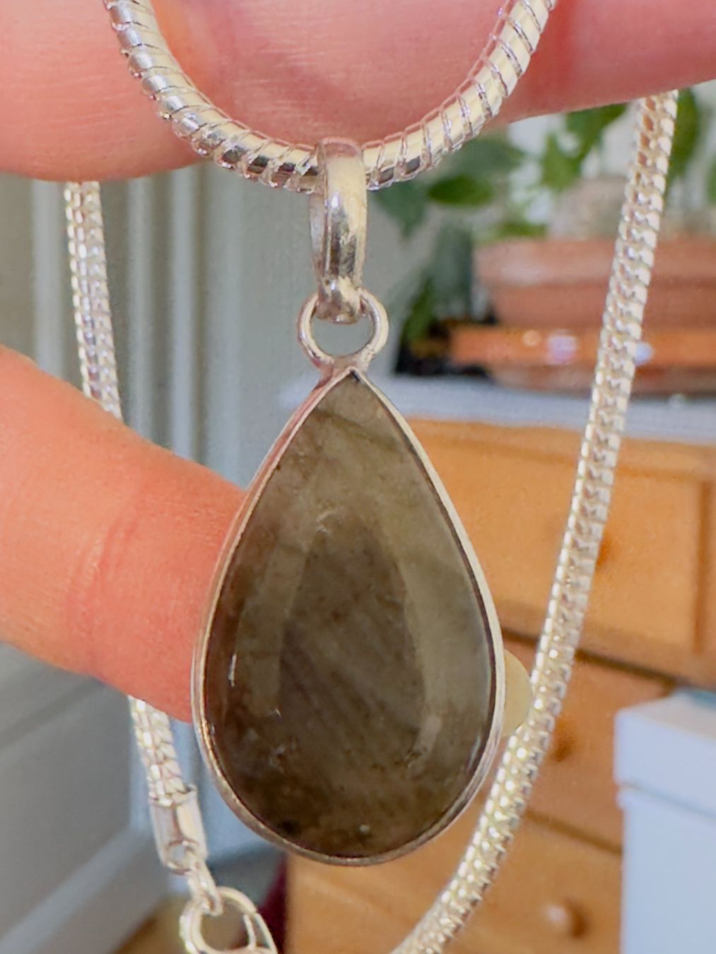 Catenine: Labradorite necklace – Nuovo e nell'imballaggio originale da Genève venduto da AGBERG