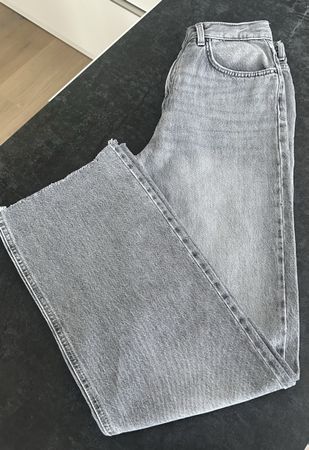 Pull&Bear Jeans, Grau, Grösse 36, Top Zustand!
