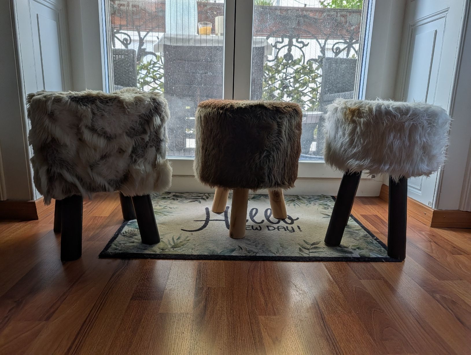 Tabourets: Hocker Fell 3er Set Fellhocker Sitzhocker – D'occasion à Zürich par bella2903