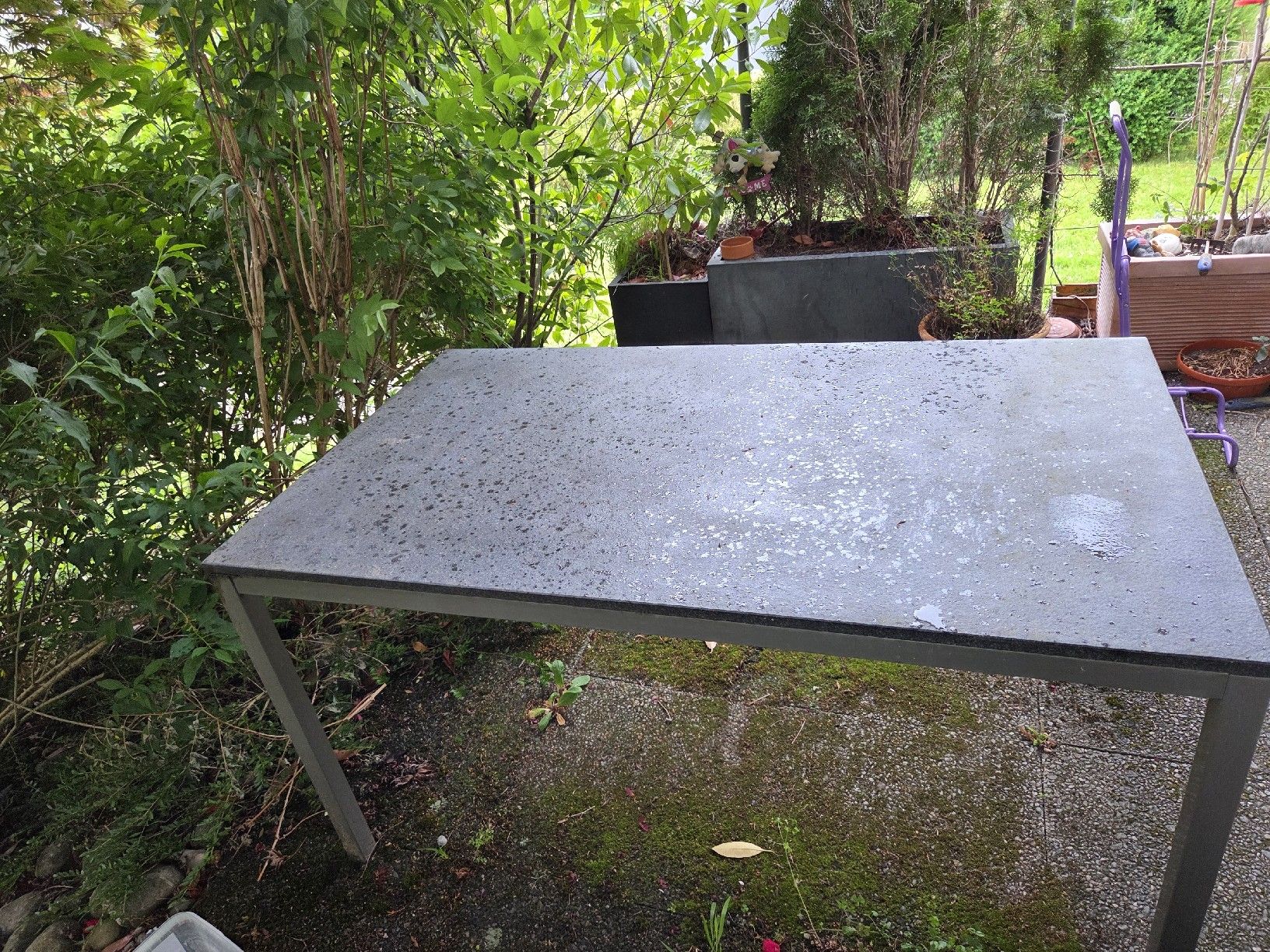 Tables: Gartentisch mit Steinplatte – D'occasion à Wädenswil par Greatstuff 1