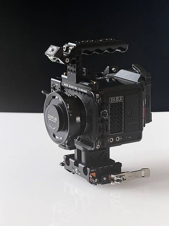 Red Videocamere: RED Komodo Kit fully equipped, includes lens adapters & aks – Usato da Neuchâtel venduto da rom_9drz 2
