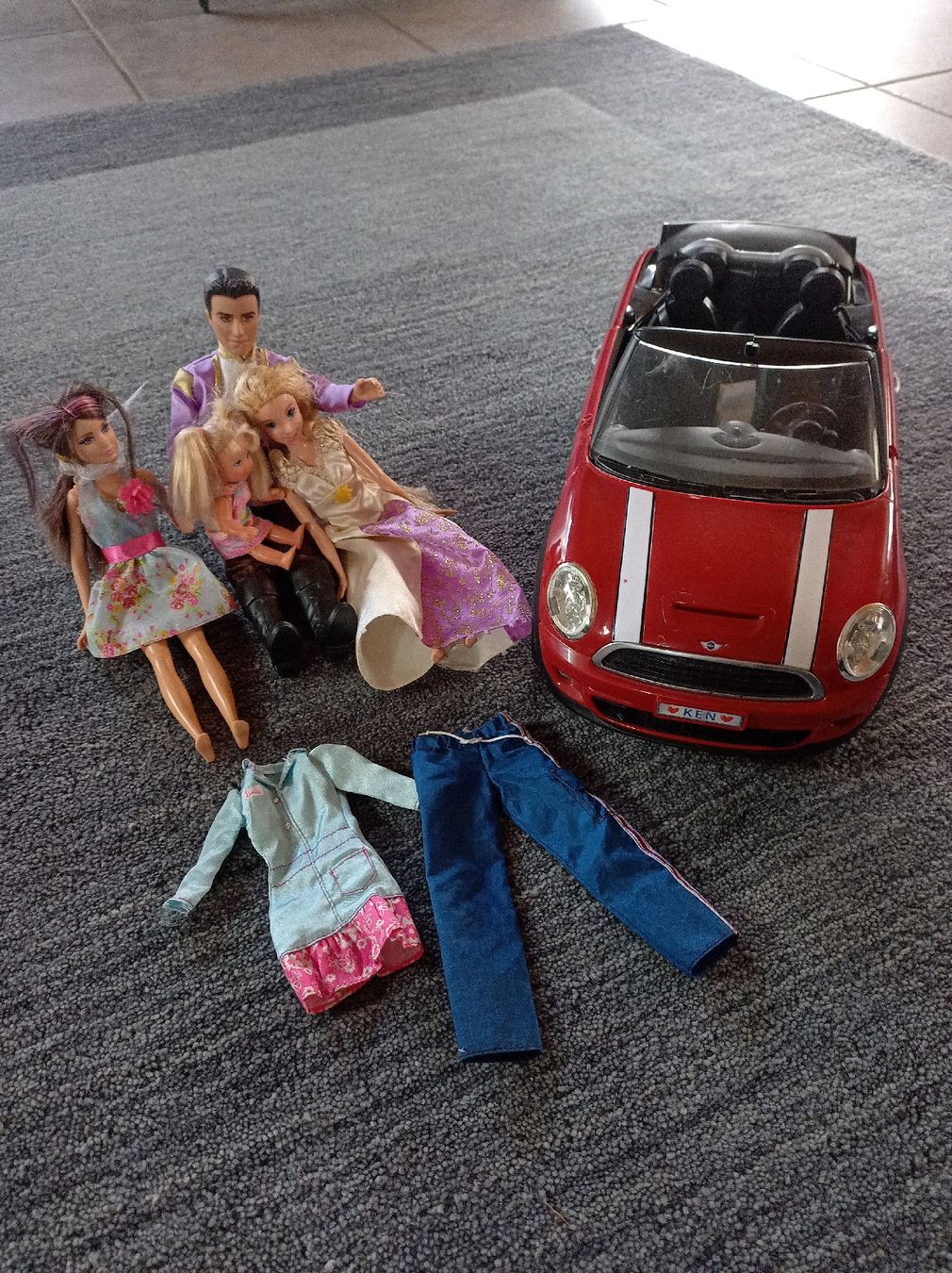 Bambole: Barbie mit Auto  – Usato da Romanshorn venduto da lobpreis01 3