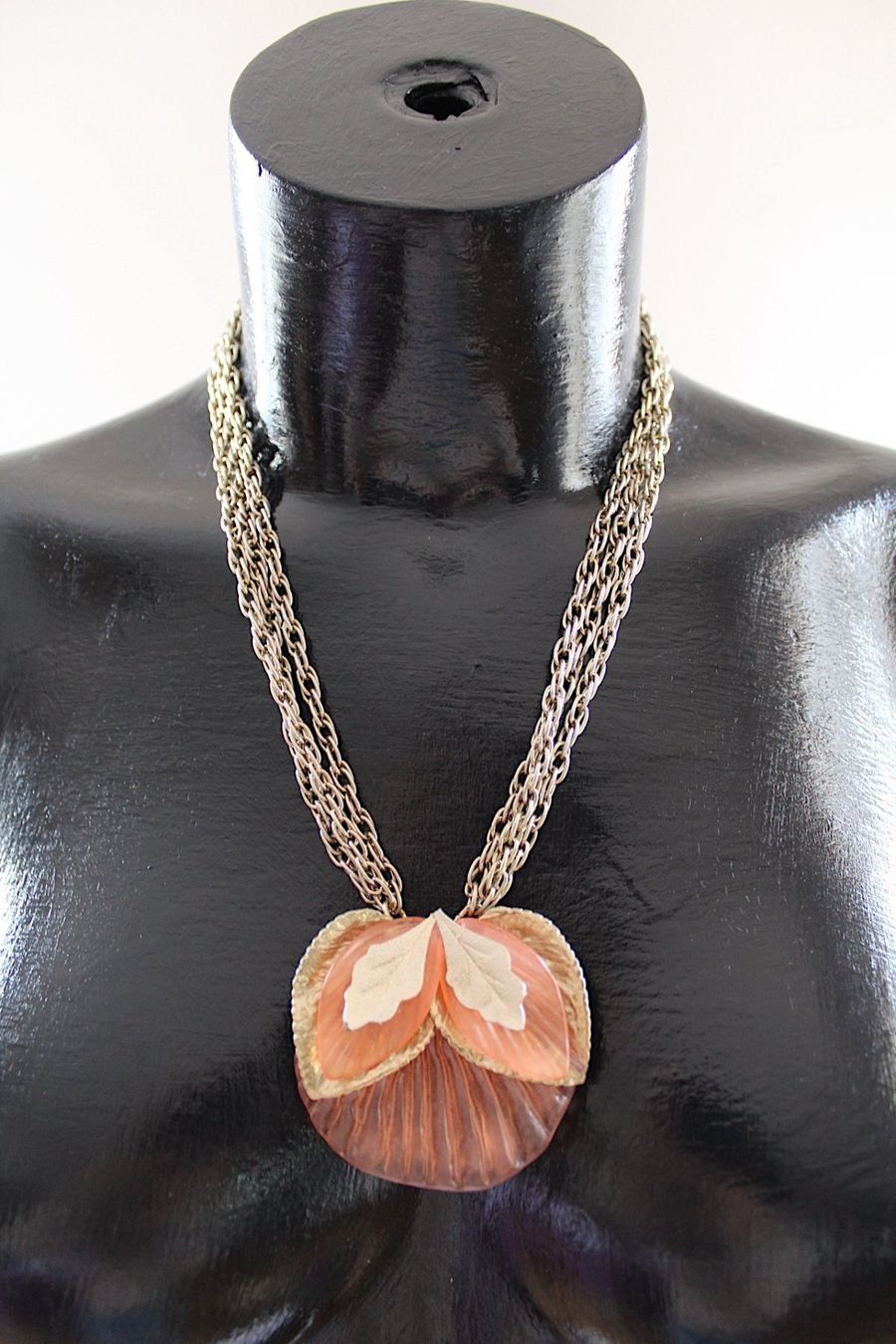 Ketten: Modeschmuck Kette – Gebraucht aus Locarno von madame-tus-sauds