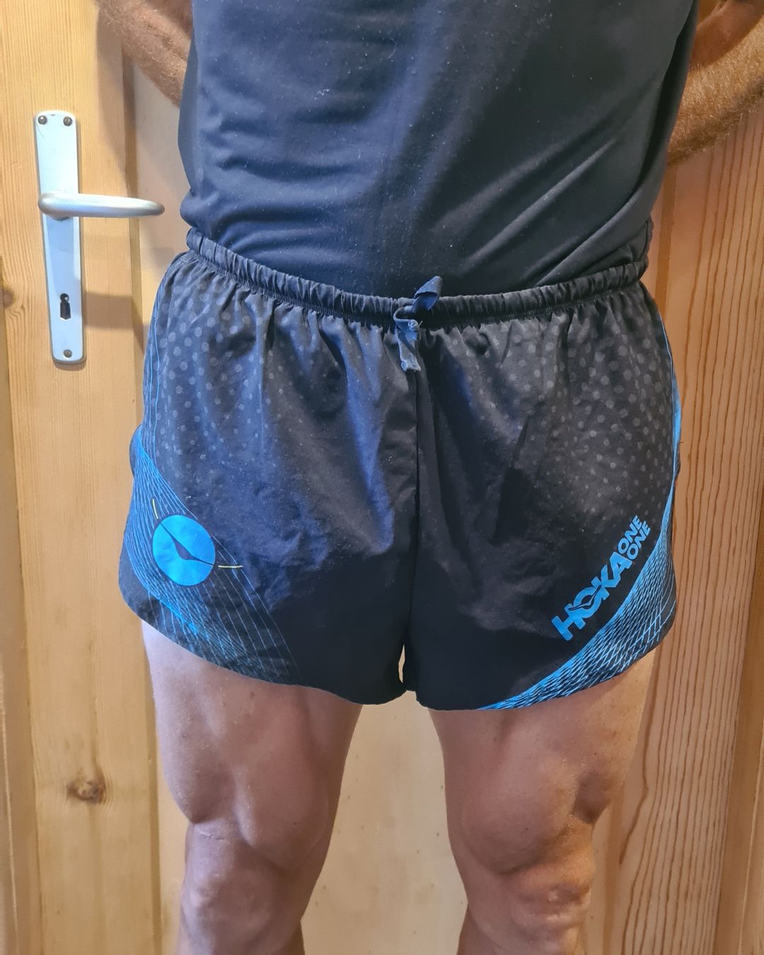 Pantaloni: short Hoka M – Usato da Corbeyrier venduto da hel_t5mq