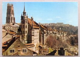 Fribourg - la cathédrale et une partie de la vieille ville