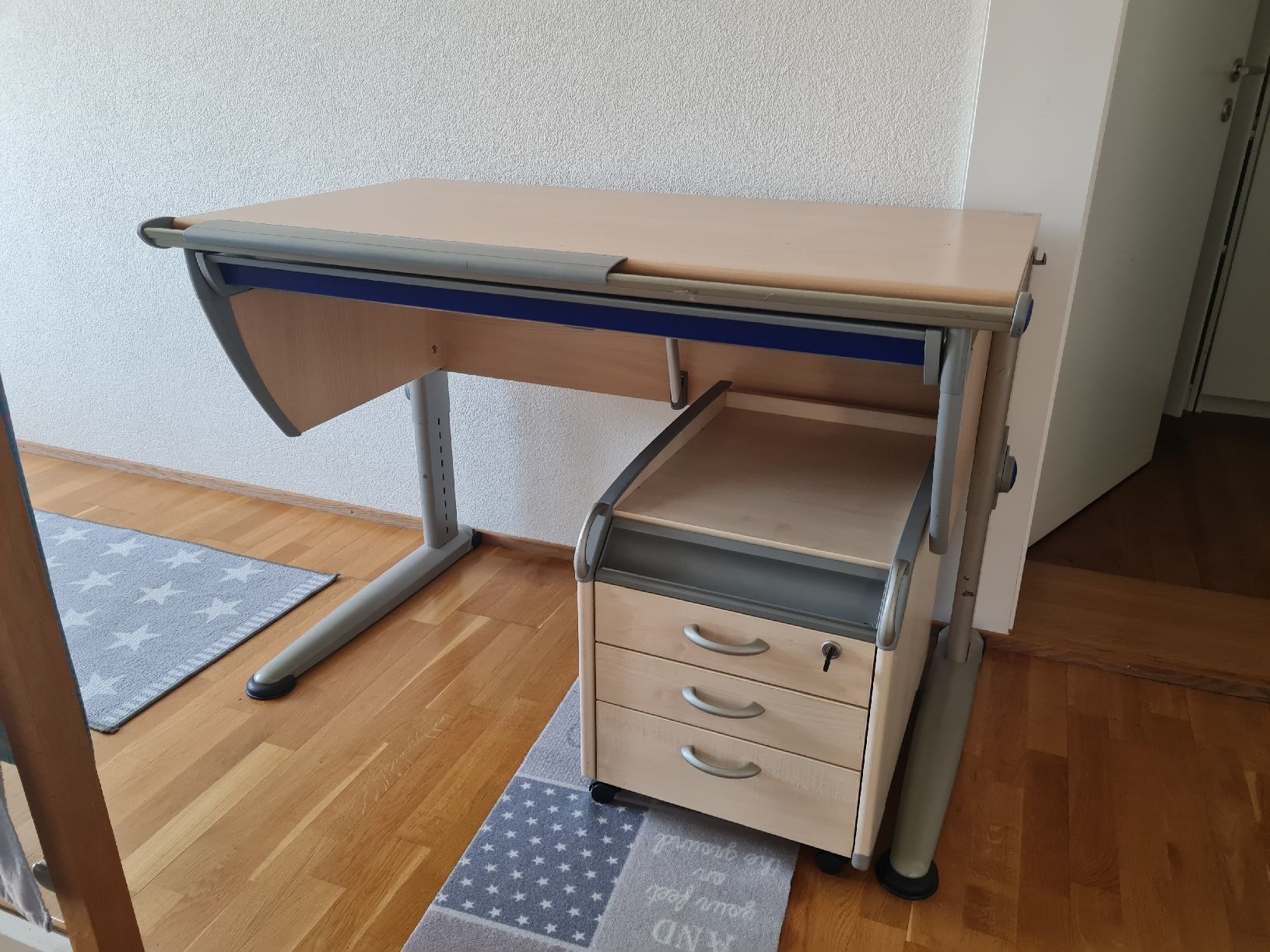 Scrivanie: Pult für Kinder – Usato da Würenlos venduto da Dodo7