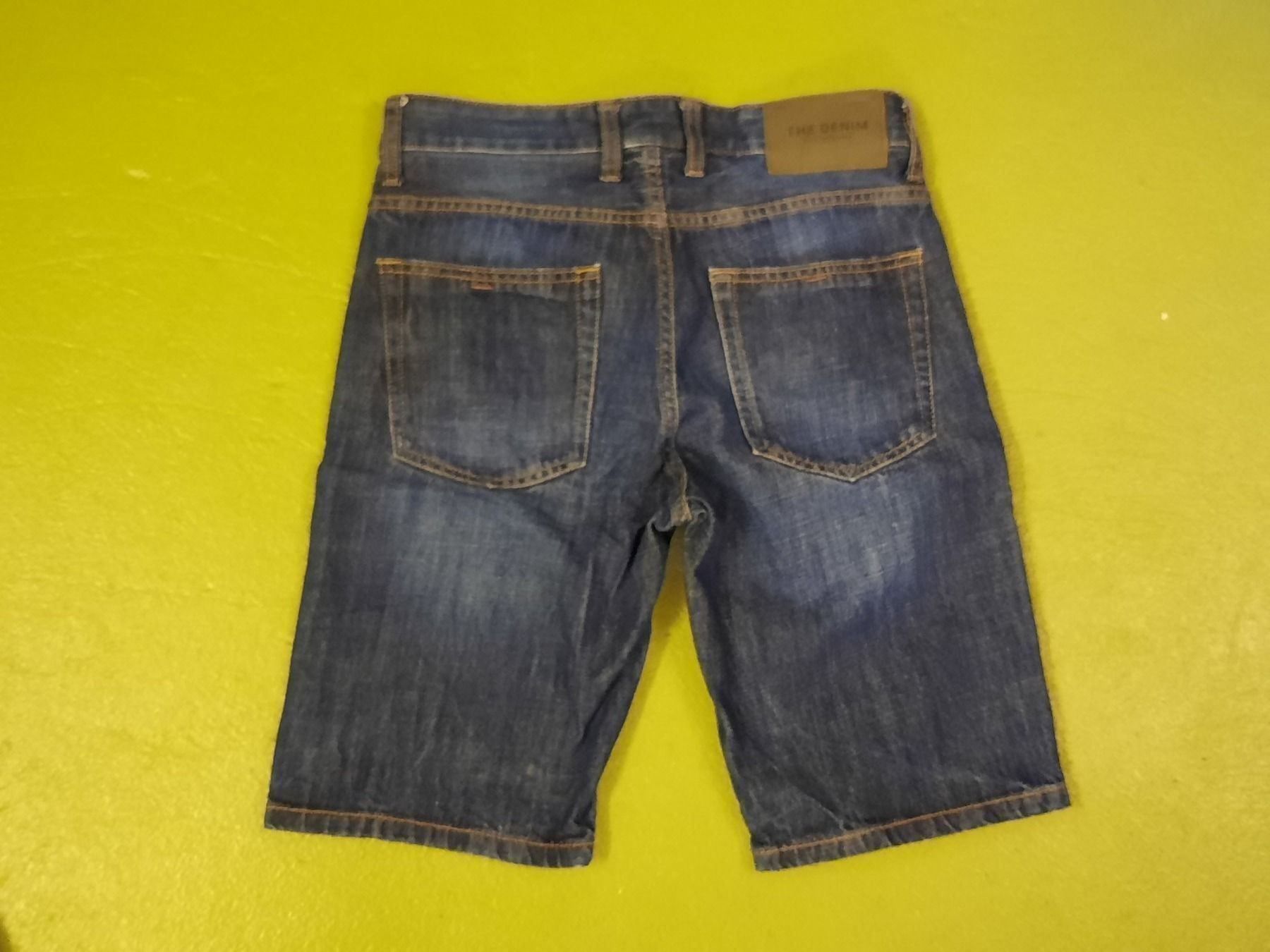 Jeans: Jeans Shorts – Gebraucht aus Niederglatt ZH von Bobsli 2