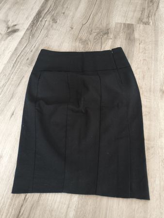 Gonna Zara Basic nera tinta unita taglia XS condizioni buone
