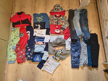 Jungen Kleiderpaket Gr. 110 (5J) - Boboli, Gap, Benetton