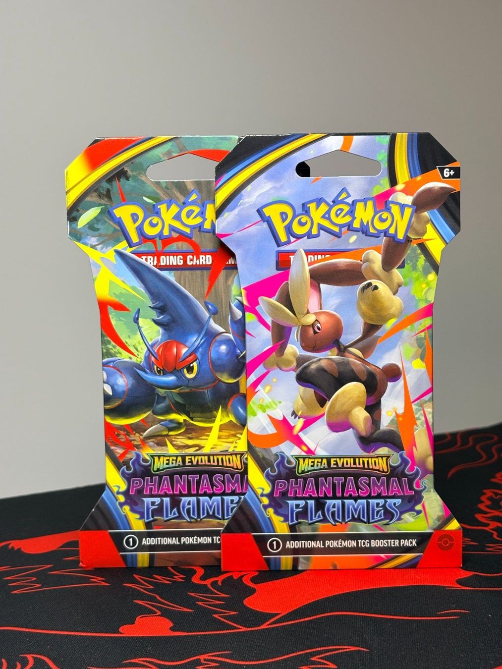 Pokémon Sammelbilder & Trading cards: Pokémon Phantasmal Flames Sleeved Booster – Neu und originalverpackt aus Olten von p1xx3l 2