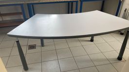 Bürotisch