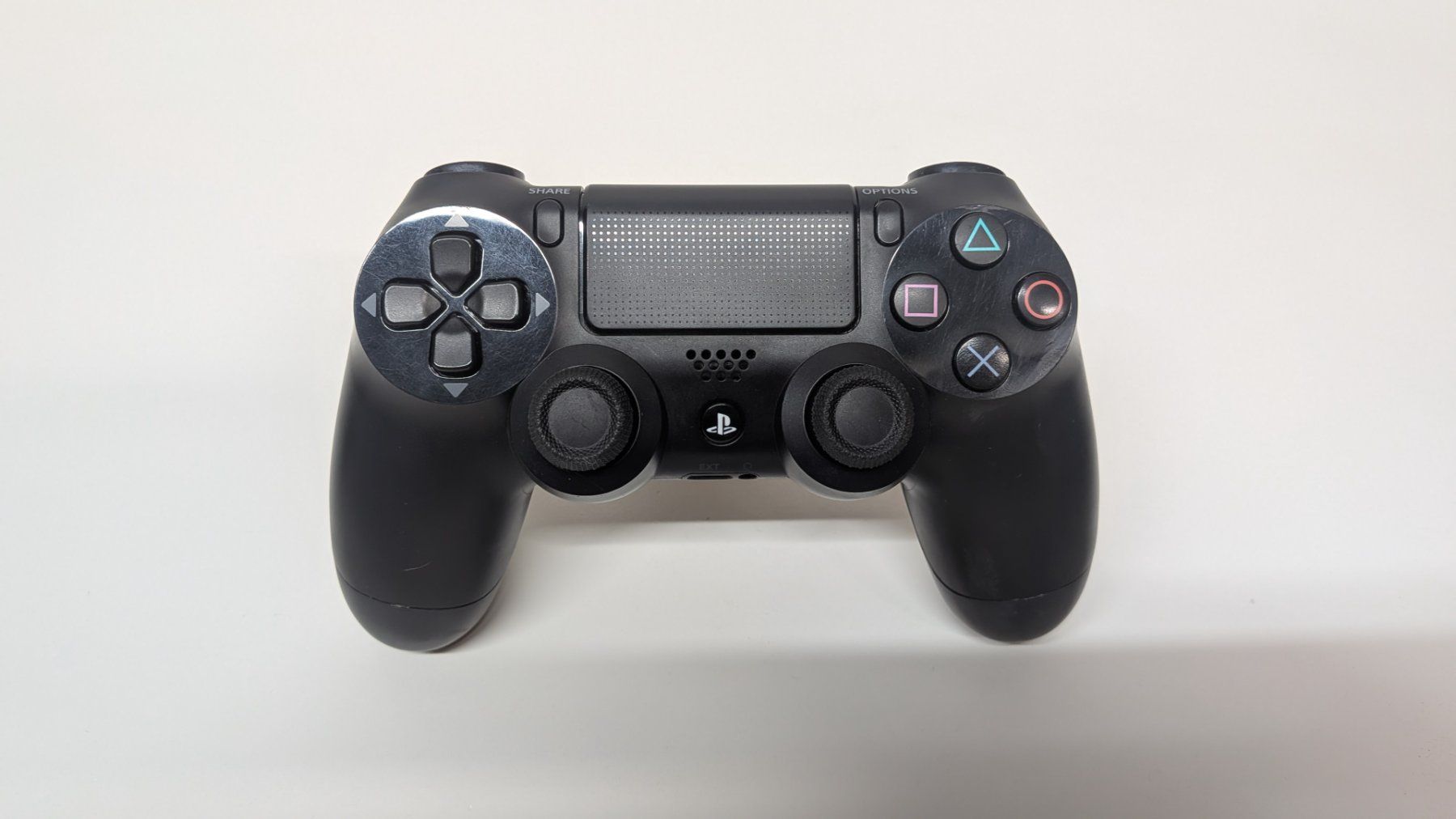Sony Console: PlayStation 4 mit Controller und GTA V – Usato da Menziken venduto da mame18 1