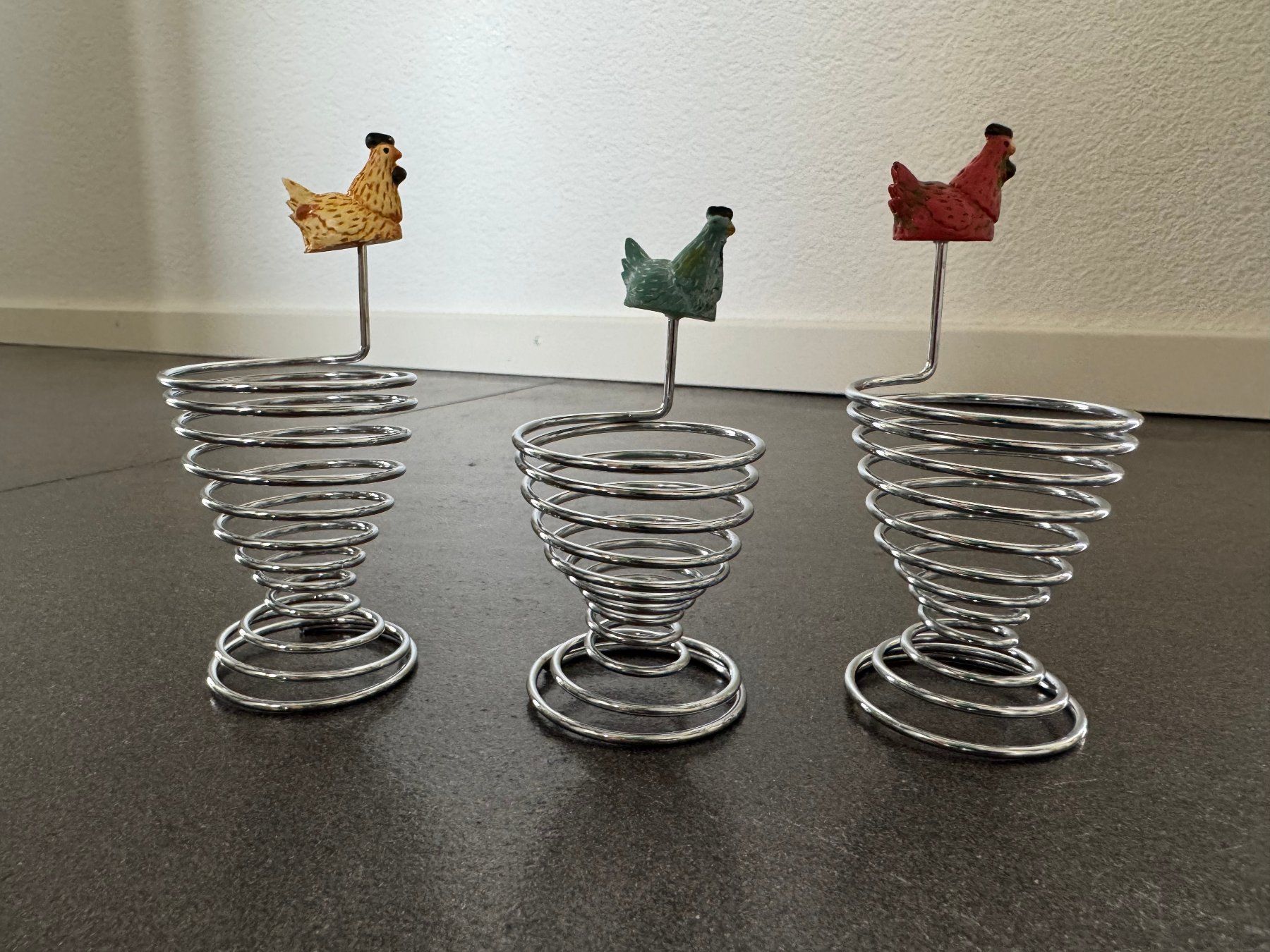 Sonstiges Geschirr: Eierbecher Eierhalter "Hühner" – Gebraucht aus Fribourg von tschjoly 2
