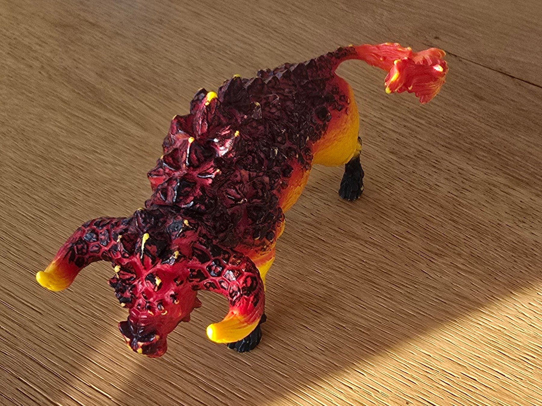 Schleich Giocattoli: Schleich Eldrador Feuerstier - 42493 – Usato da Bubendorf venduto da Landrover