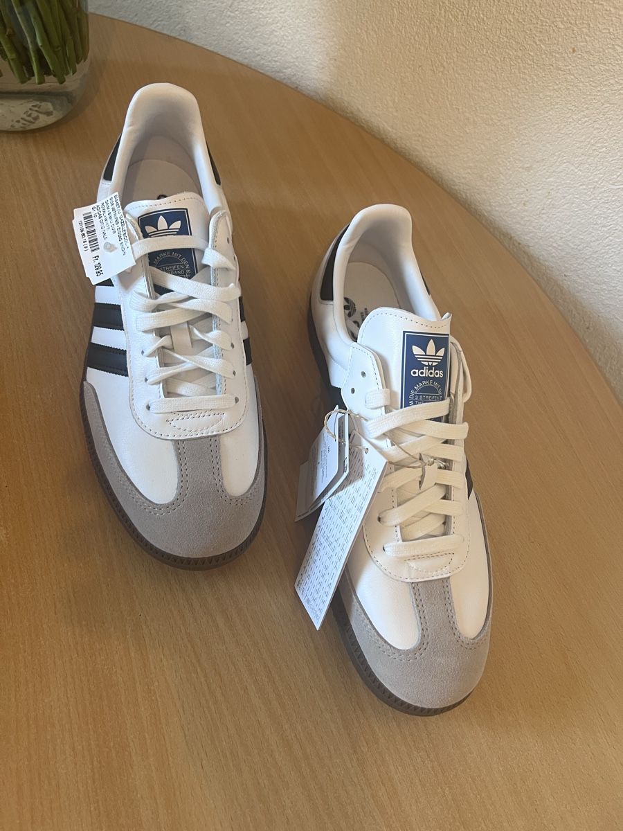 Adidas Herrenschuhe: Adidas SAMBA super classic – Neu und originalverpackt aus La Chaux-de-Fonds von art_x8mz 1