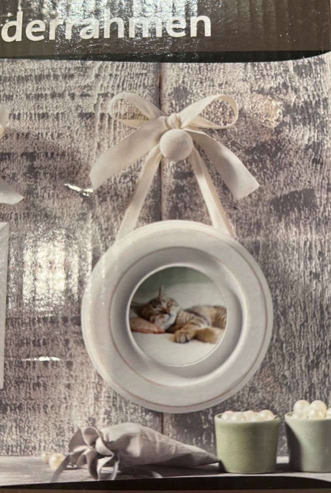 Cornici: 2 er süsse Shabby Chic Bilderrahmen mit Aufhängeschleife – Nuovo e nell'imballaggio originale da Fällanden venduto da LetiRobi 1