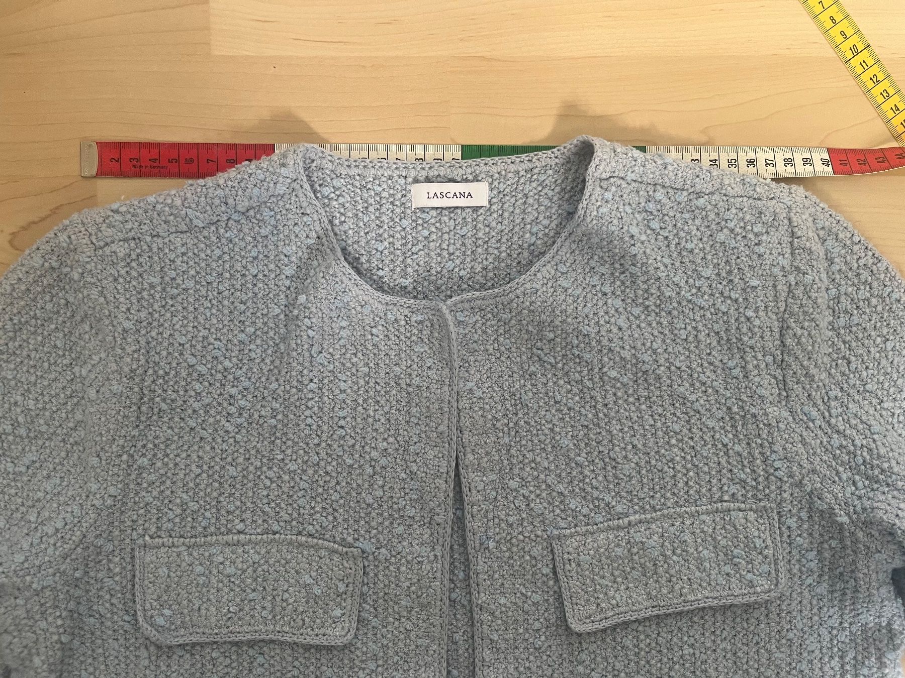 Lascana Jacken: Lascana: kurze, hellblaue, leichte Jacke, Strickjacke, 38 – Gebraucht aus Luzern von ellitussi 5