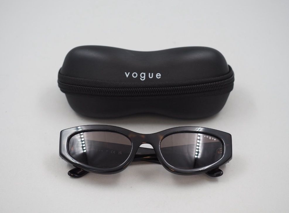 Vogue Occhiali & Lenti: Vogue Brown sunglasses  – Usato da Porsel venduto da ali_tdk9 1